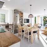 Beachclose Apartment Marbella Center By Costarentals - M28